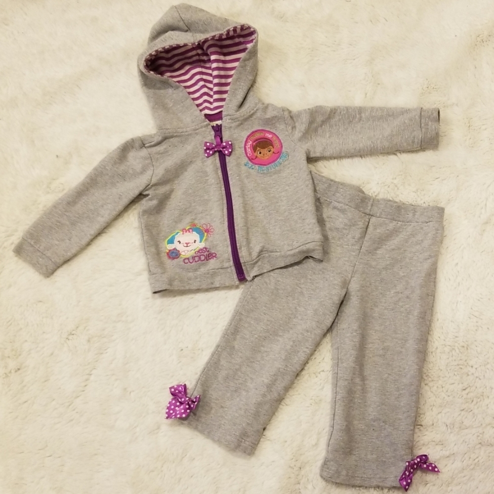 🎉 18mo Disney baby Doc Mcstuffins 2pc set